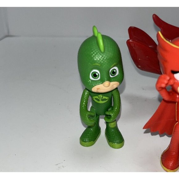 PJ Masks Owl Glider 3 Seater Vehicle with Owlette Catboy Gekko Action Figures - Picture 8 of 12